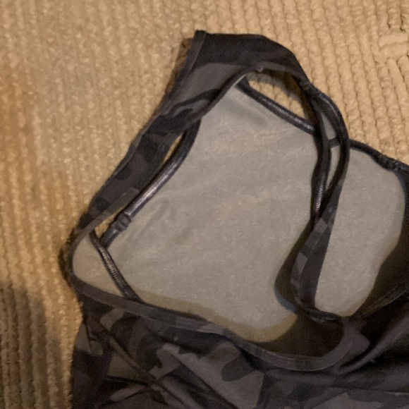 Lululemon running tank - Picture 2 of 3